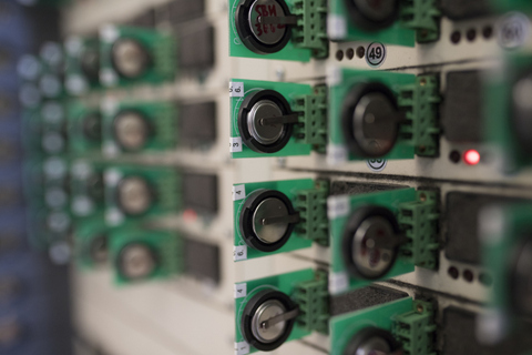 آینده ، باتری لیتیوم ، استارت‌آپ، سلول‌های باتری