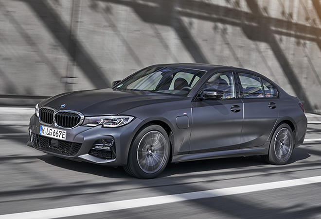 330e ، xdrive ، گشتاور ، پلاگین هیبریدی ، بامو ، هیبریدی