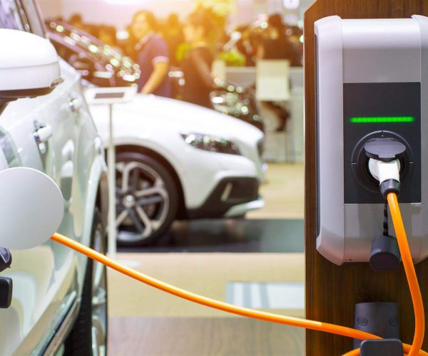 چالش ها و فرصت های خودرو های برقی